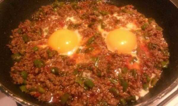 Kıymalı yumurta tarifi